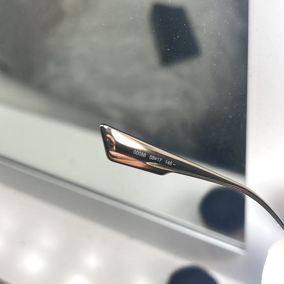 ✨ Christian Dior Rose Gold Trim Sunglasses – Large Frame - Picture 8 of 10